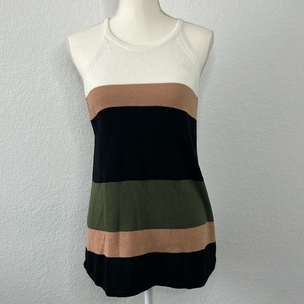 Sleeveless High-Neck Knit‎ Colorblock Top